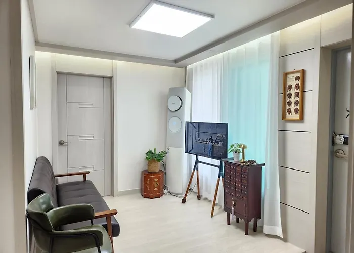 Naturalism Dmc 3br Susaek Stn Hongdae 7min Villa